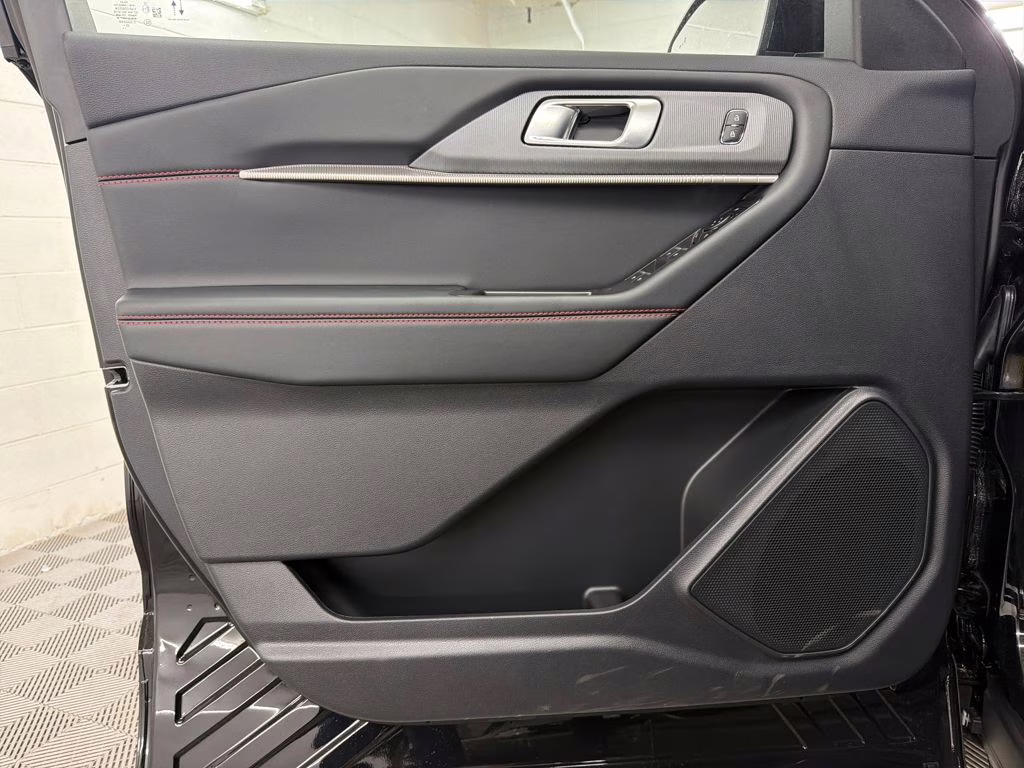 2026 AGATE BLACK Ford Explorer ST-Line RWD SUV