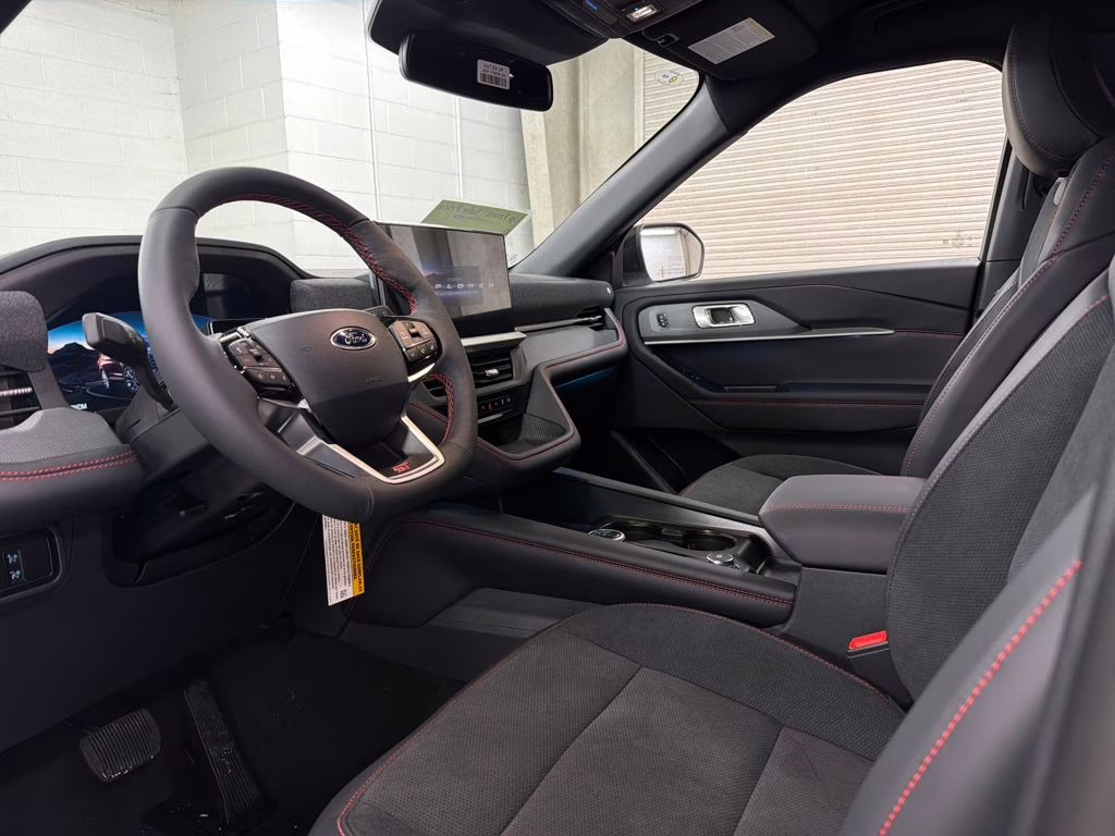 2026 STAR WHITE TRI-COAT Ford Explorer ST 4X4 SUV