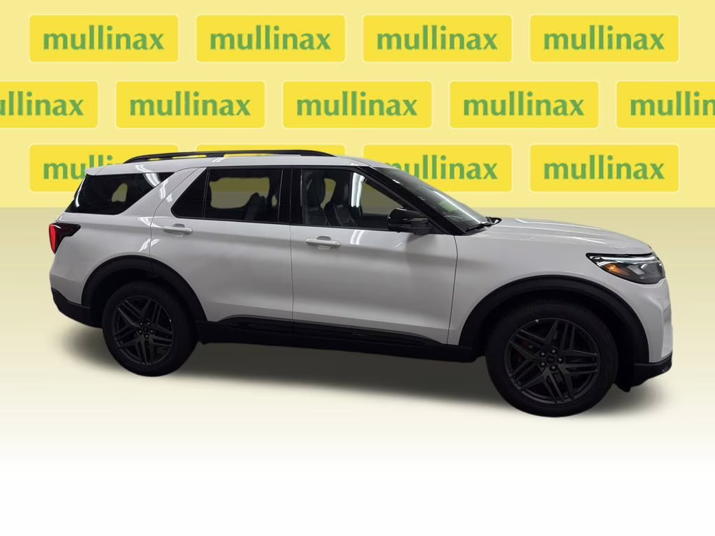 2026 STAR WHITE TRI-COAT Ford Explorer ST 4X4 SUV