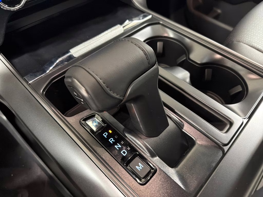 2026 ICONIC SILVER Ford F-150 Lariat RWD Truck