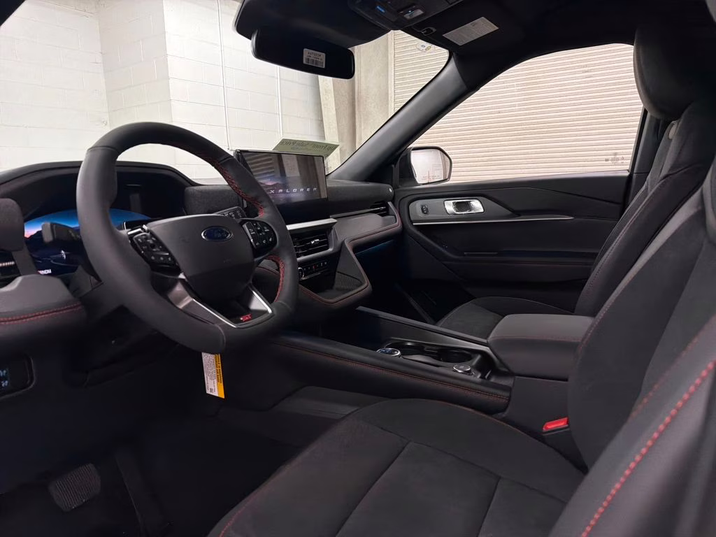 2026 STAR WHITE TRI-COAT Ford Explorer ST 4X4 SUV