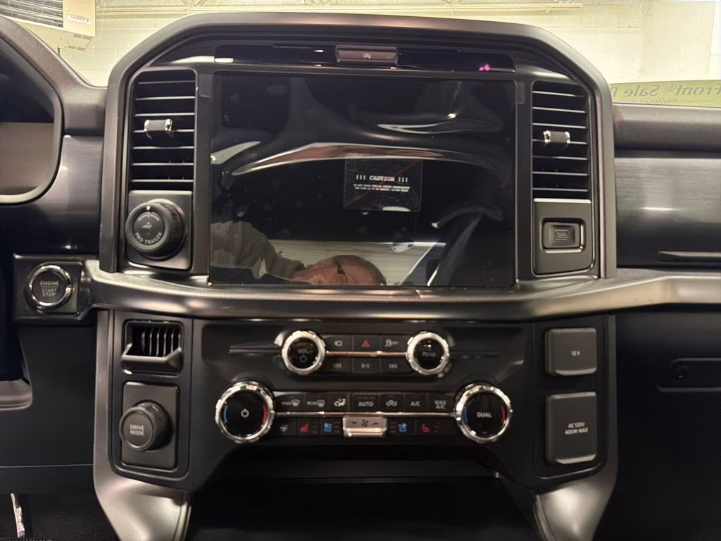 2026 ICONIC SILVER Ford F-150 Lariat RWD Truck