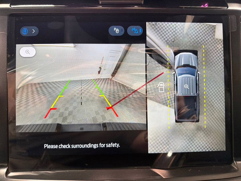 2026 ICONIC SILVER Ford F-150 Lariat RWD Truck