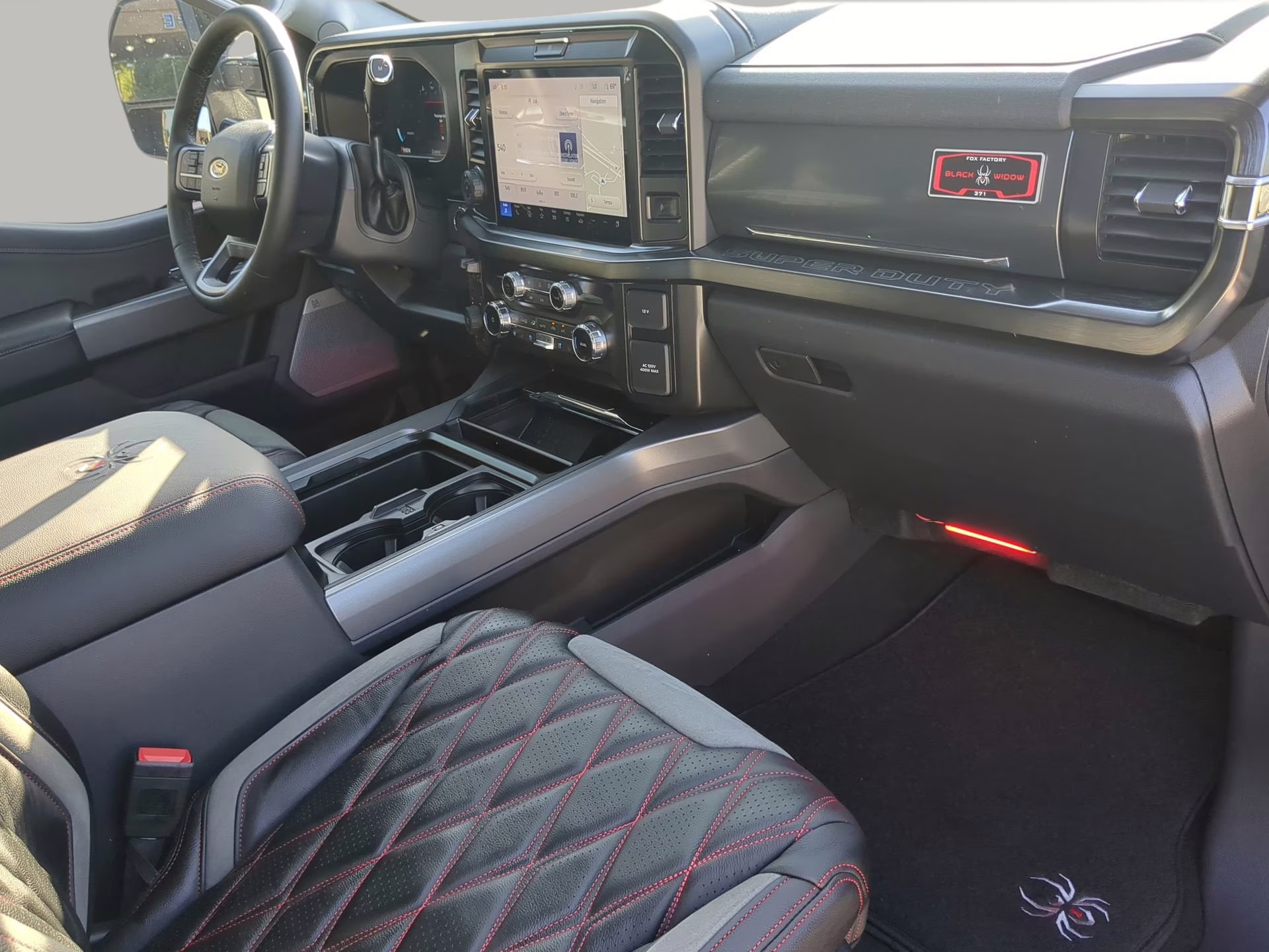 2026 Agate Black Metallic Ford Super Duty F-250 SRW LARIAT Crew Cab Pickup 4X4 Truck