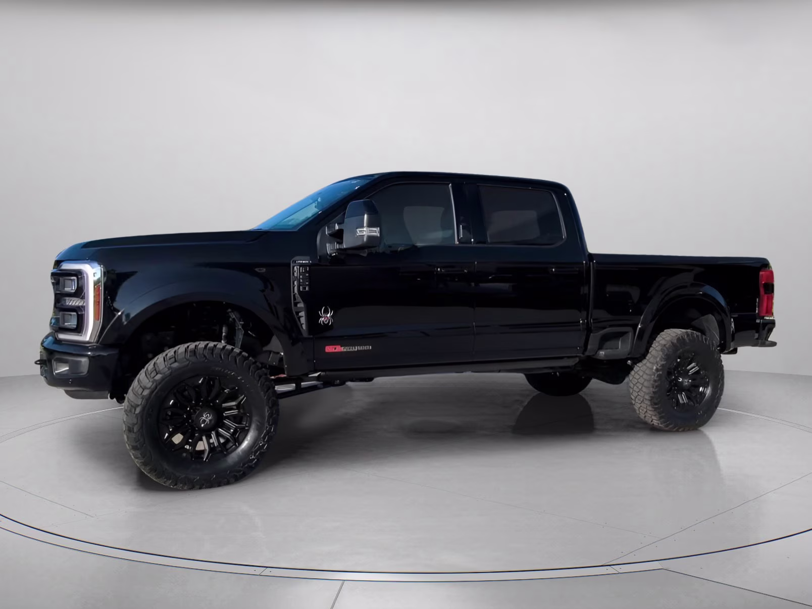 2026 Agate Black Metallic Ford Super Duty F-250 SRW LARIAT Crew Cab Pickup 4X4 Truck