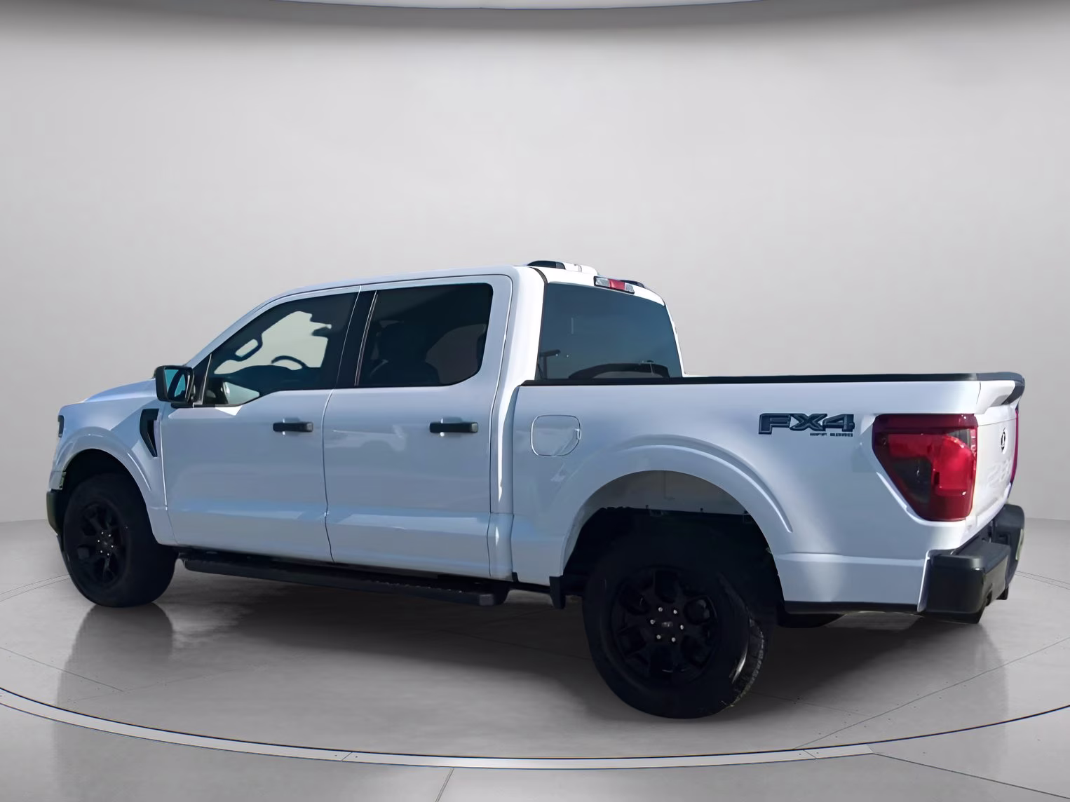2026 Oxford White Ford F-150 STX Crew Cab Pickup 4X4 Truck