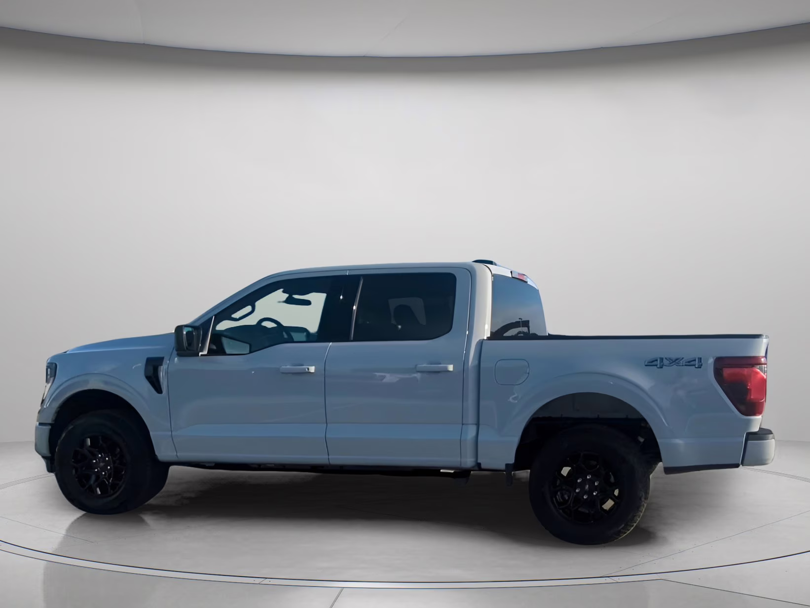 2026 Avalanche Ford F-150 XLT Crew Cab Pickup 4X4 Truck
