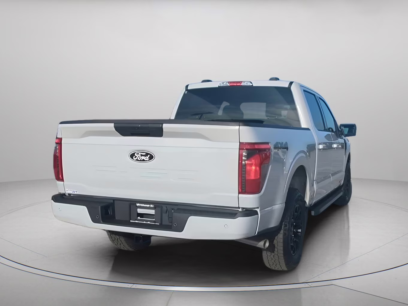2026 Avalanche Ford F-150 XLT Crew Cab Pickup 4X4 Truck