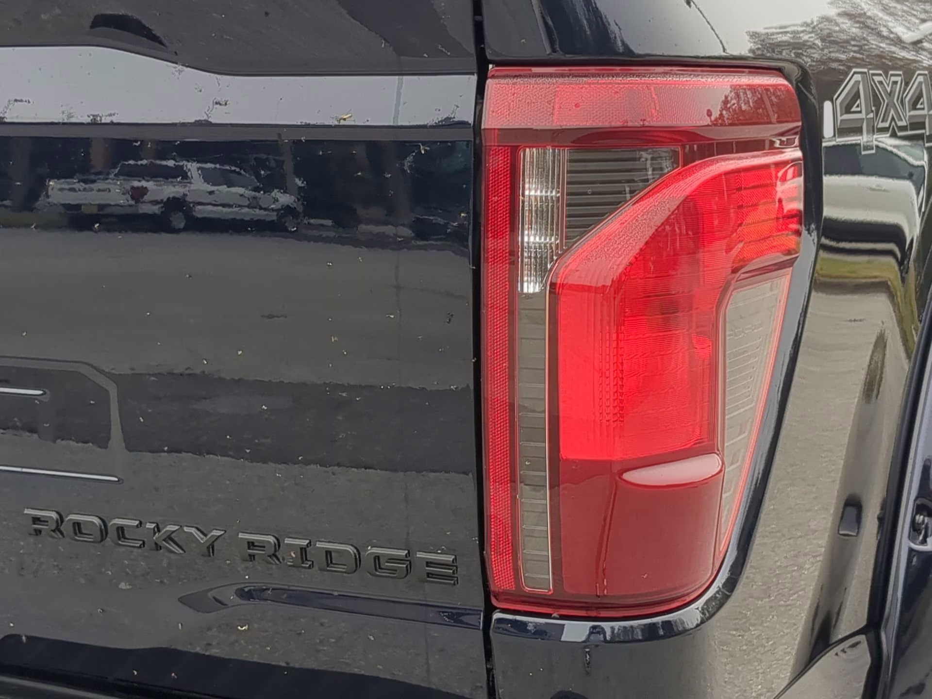 2026 Antimatter Blue Metallic Ford F-150 XLT Crew Cab Pickup 4X4 Truck