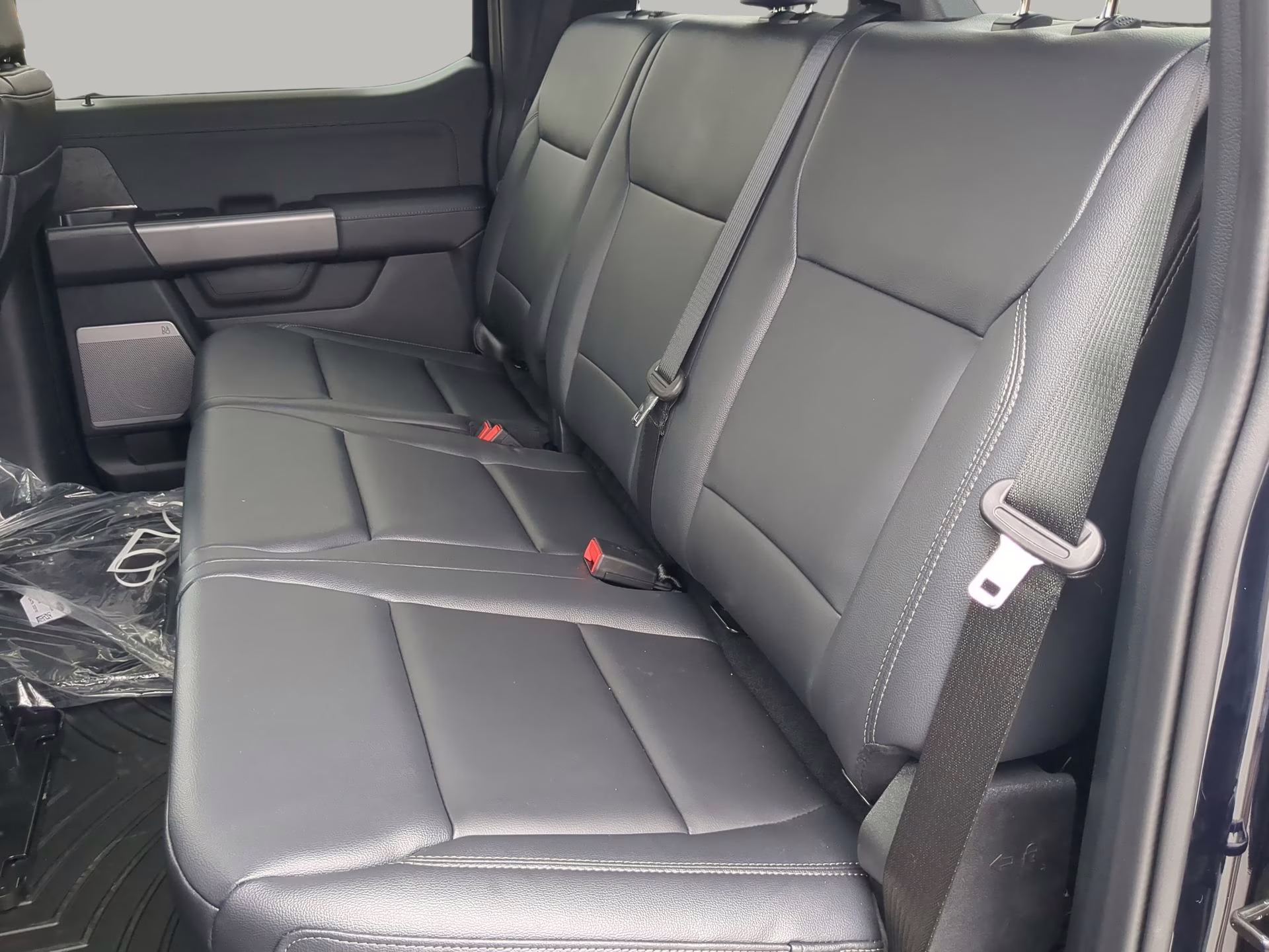 2026 Antimatter Blue Metallic Ford F-150 XLT Crew Cab Pickup 4X4 Truck