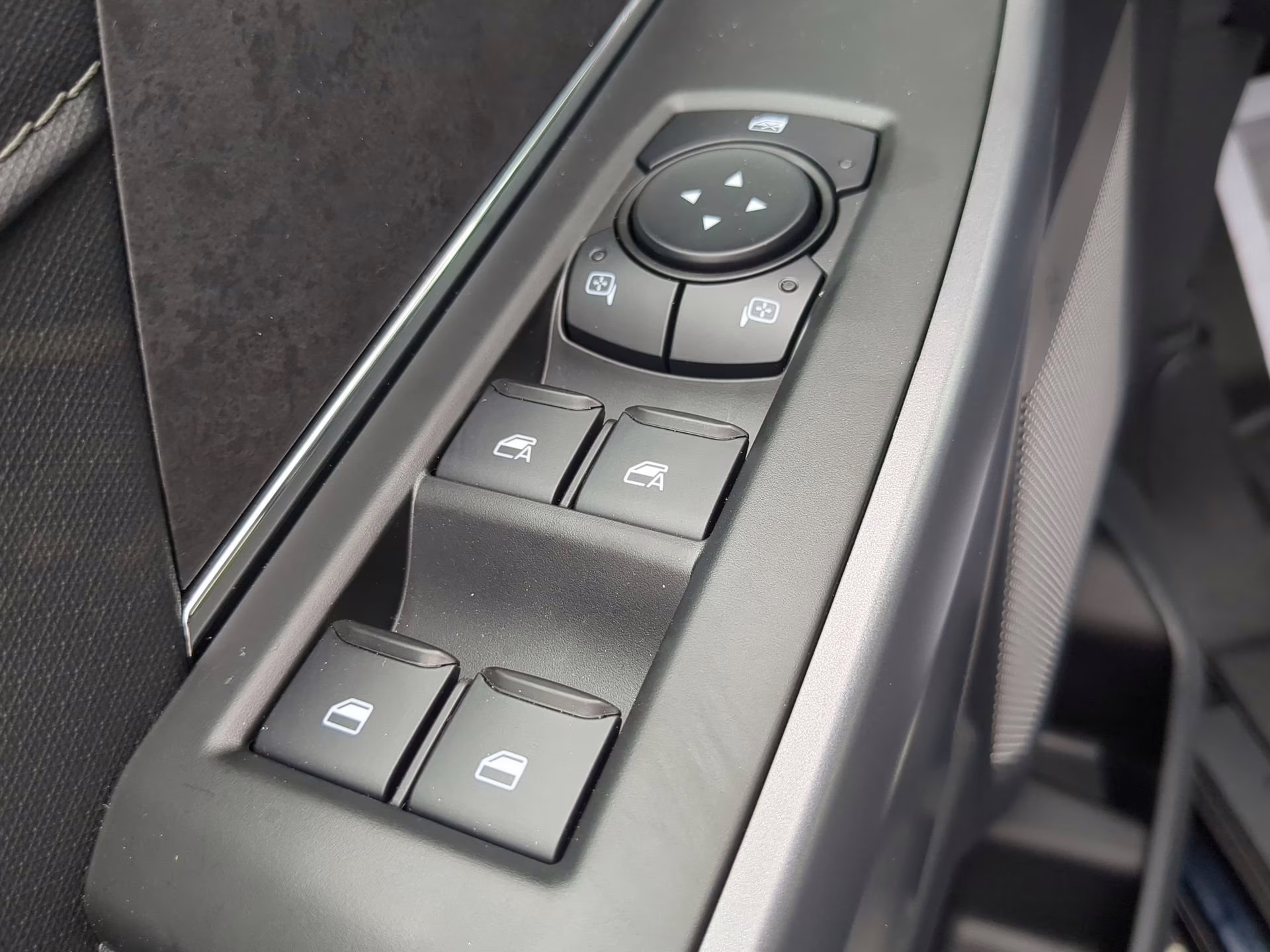 2026 Antimatter Blue Metallic Ford F-150 XLT Crew Cab Pickup 4X4 Truck