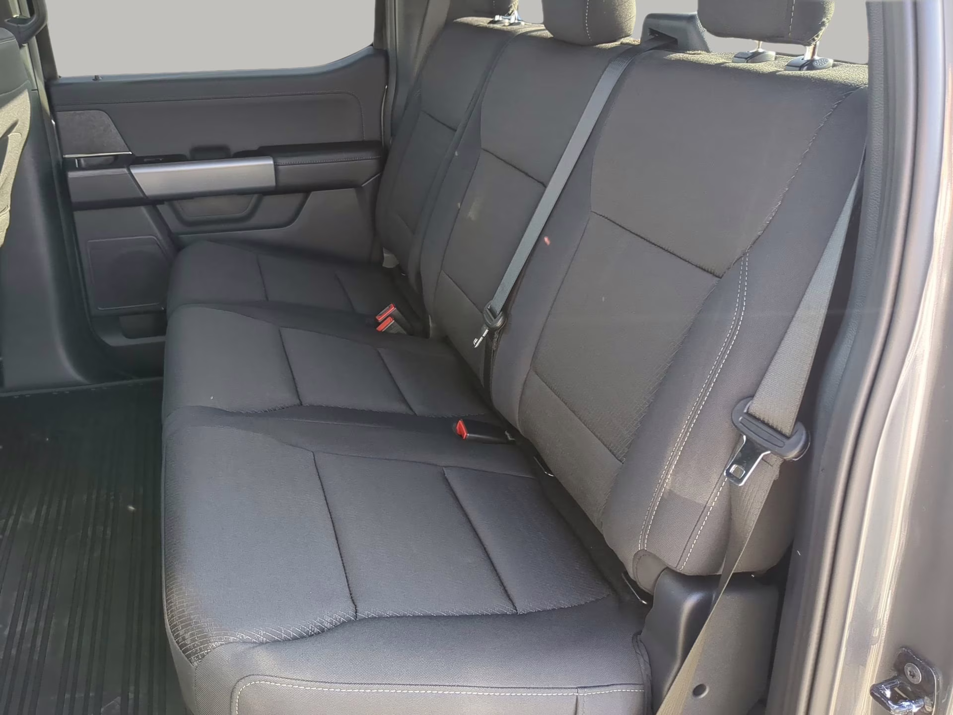 2026 Carbonized Gray Metallic Ford F-150 XLT Crew Cab Pickup 4X4 Truck