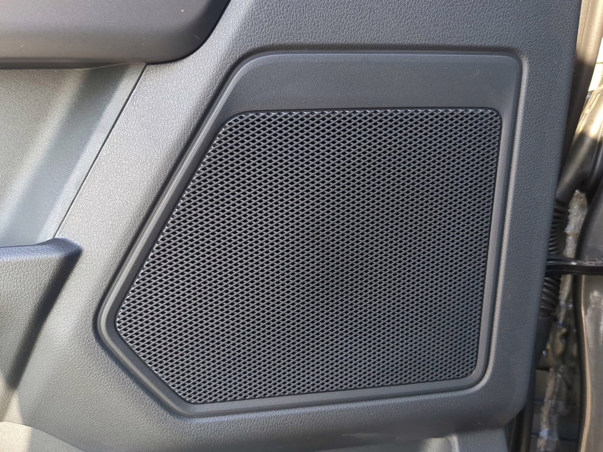 2026 Carbonized Gray Metallic Ford F-150 XLT Crew Cab Pickup 4X4 Truck