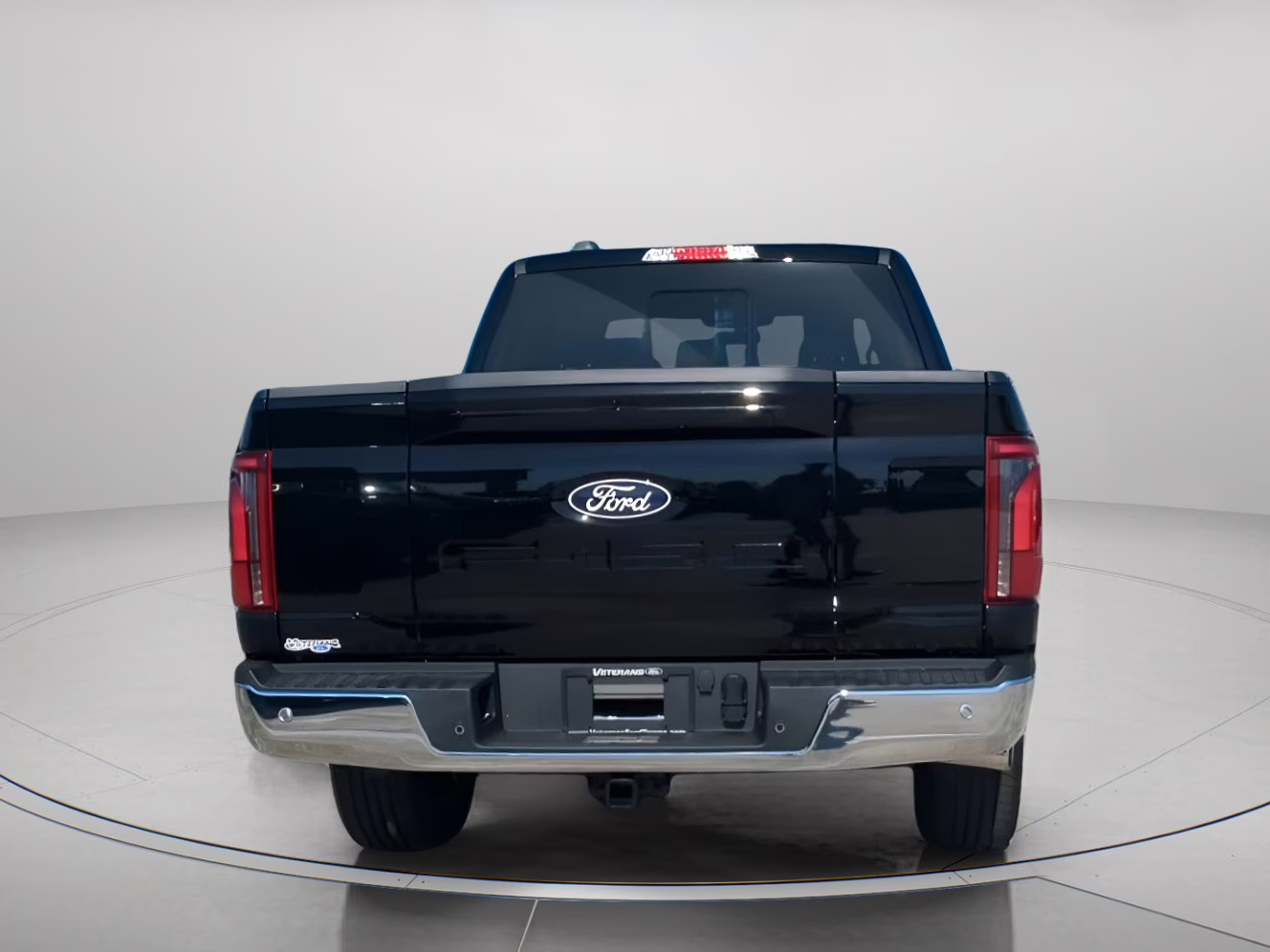 2026 Agate Black Metallic Ford F-150 LARIAT Crew Cab Pickup 4X4 Truck