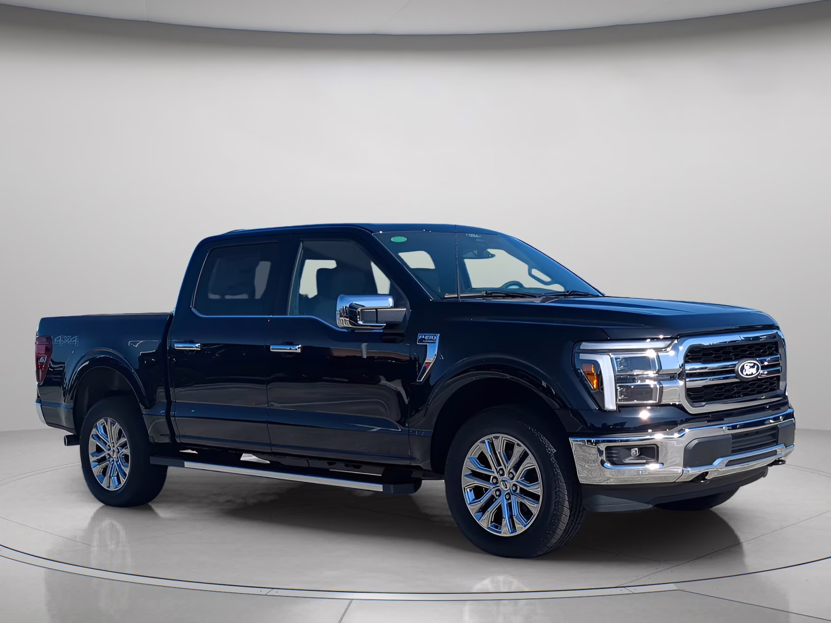2026 Agate Black Metallic Ford F-150 LARIAT Crew Cab Pickup 4X4 Truck