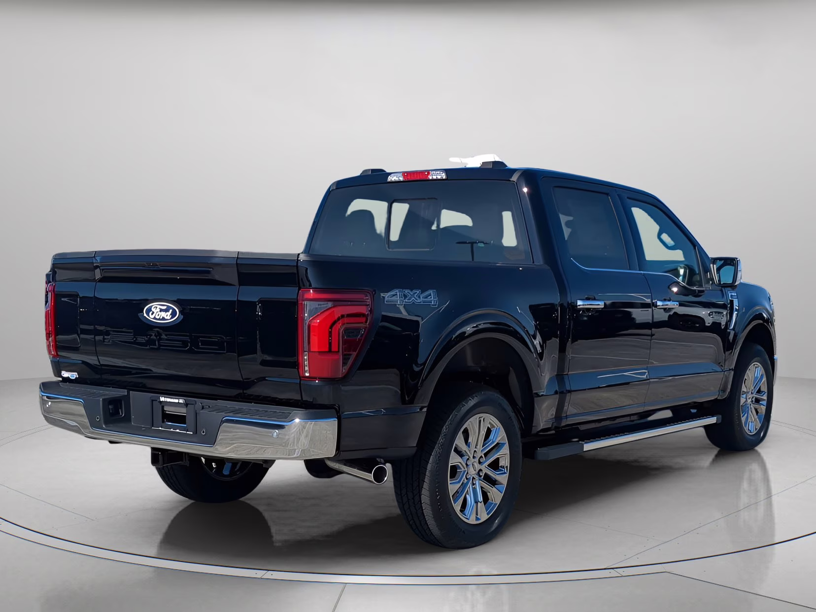 2026 Agate Black Metallic Ford F-150 LARIAT Crew Cab Pickup 4X4 Truck