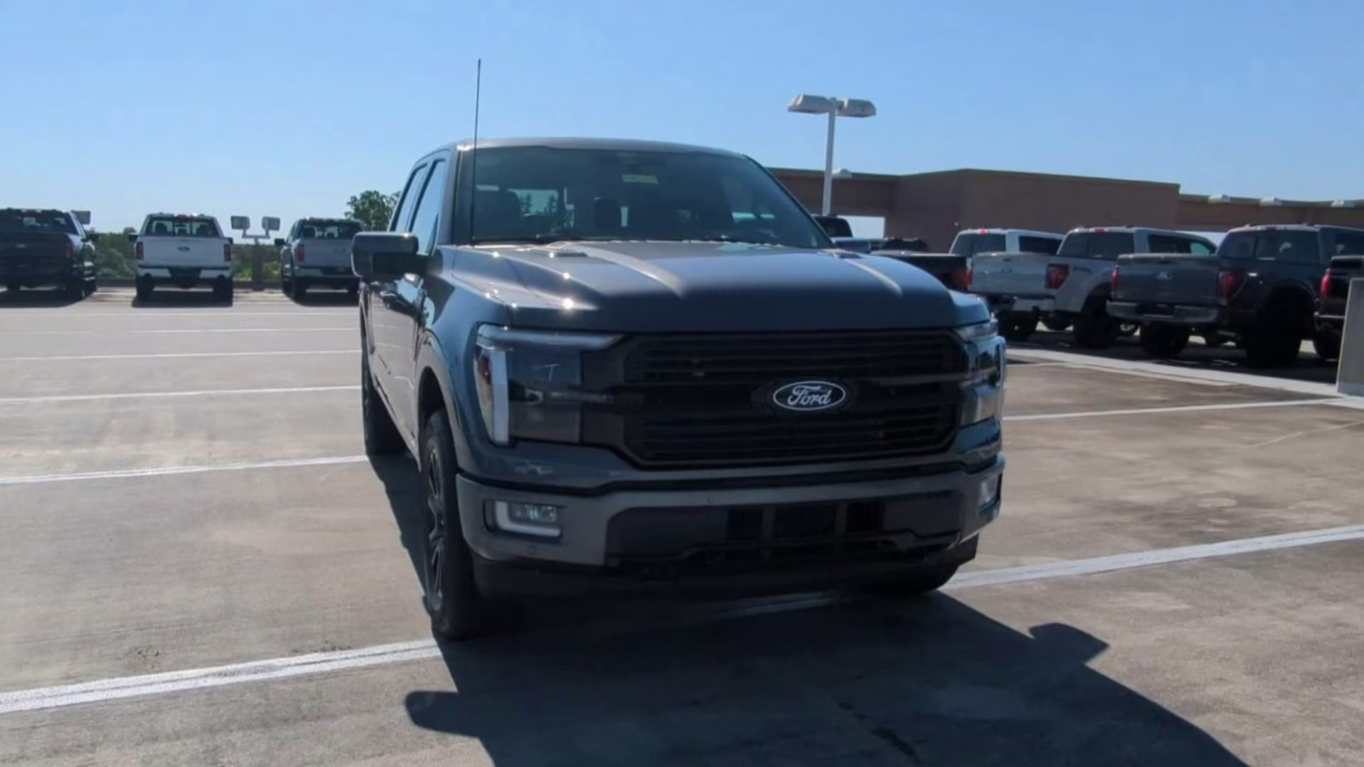2026 Carbonized Gray Metallic Ford F-150 Platinum Crew Cab Pickup 4X4 Truck