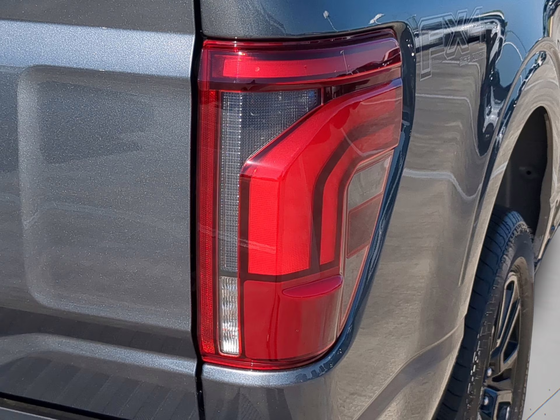 2026 Carbonized Gray Metallic Ford F-150 Platinum Crew Cab Pickup 4X4 Truck