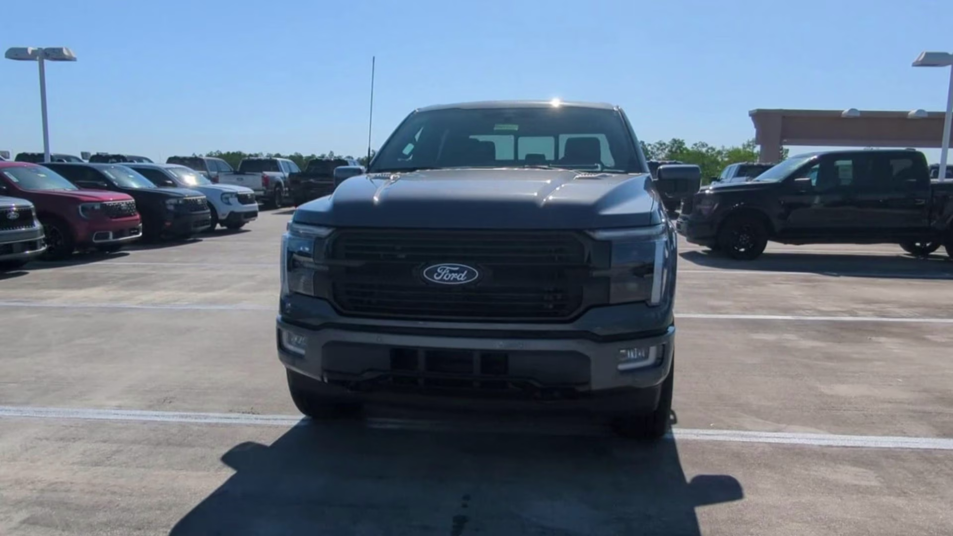 2026 Carbonized Gray Metallic Ford F-150 Platinum Crew Cab Pickup 4X4 Truck
