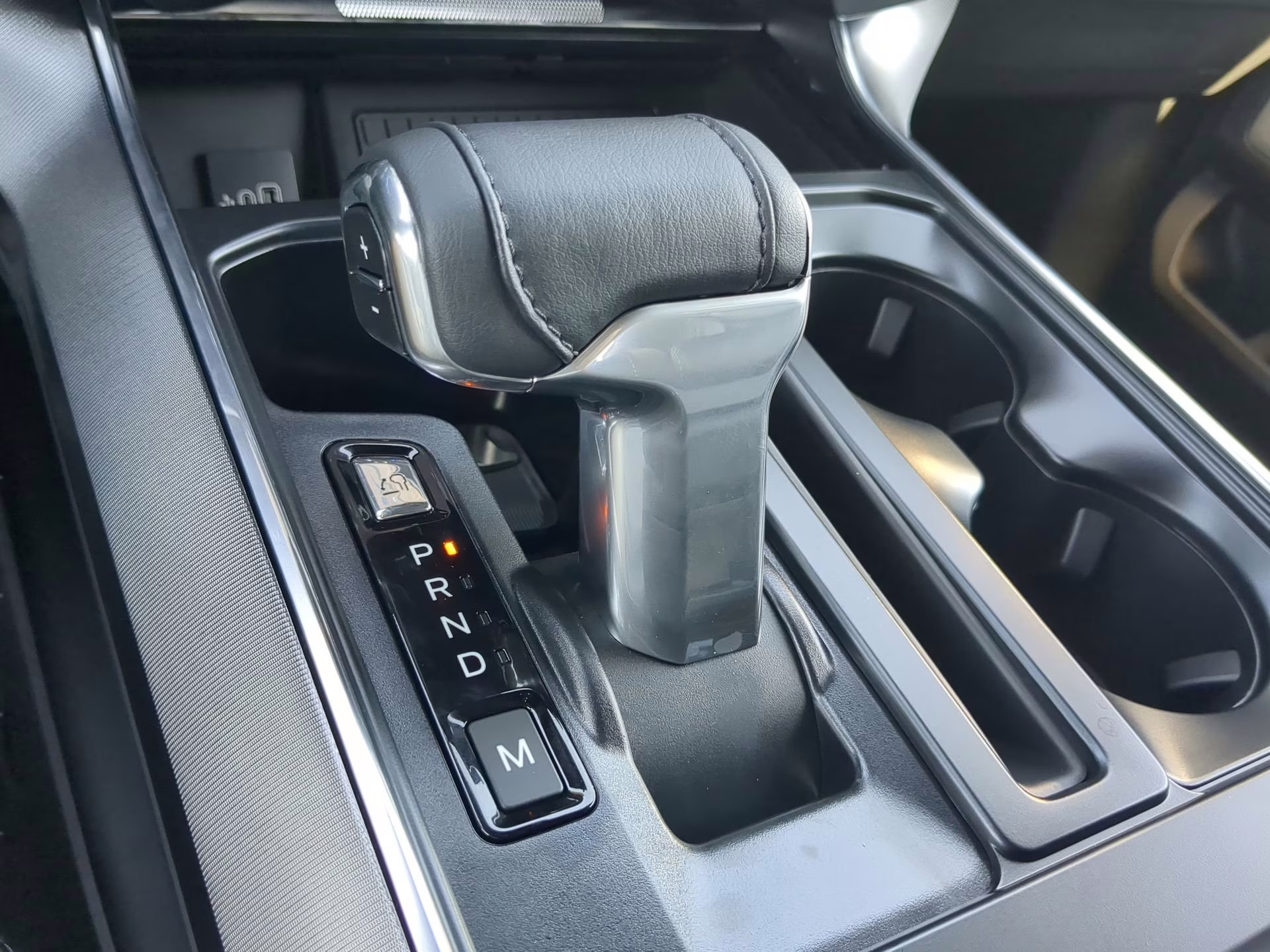 2026 Carbonized Gray Metallic Ford F-150 Platinum Crew Cab Pickup 4X4 Truck