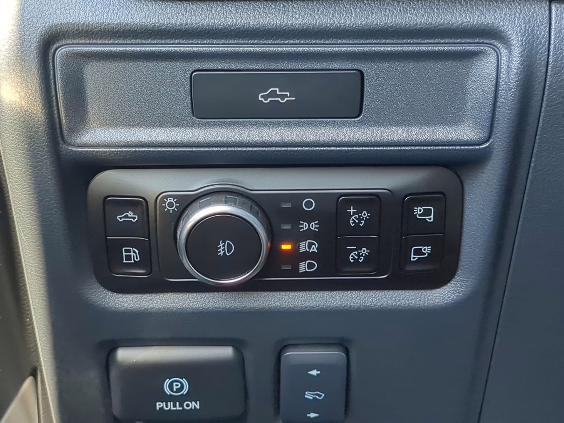 2026 Carbonized Gray Metallic Ford F-150 Platinum Crew Cab Pickup 4X4 Truck