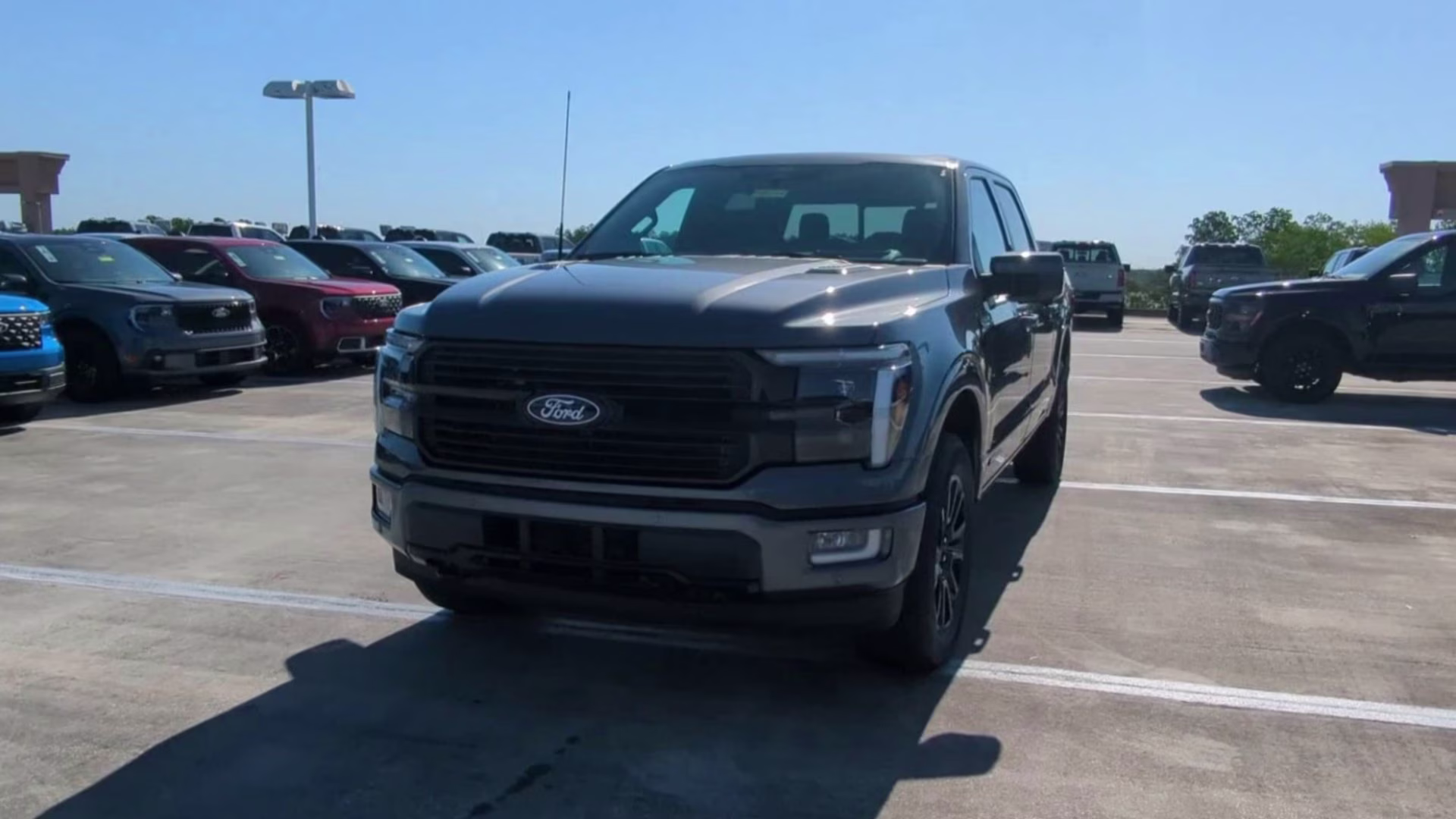 2026 Carbonized Gray Metallic Ford F-150 Platinum Crew Cab Pickup 4X4 Truck