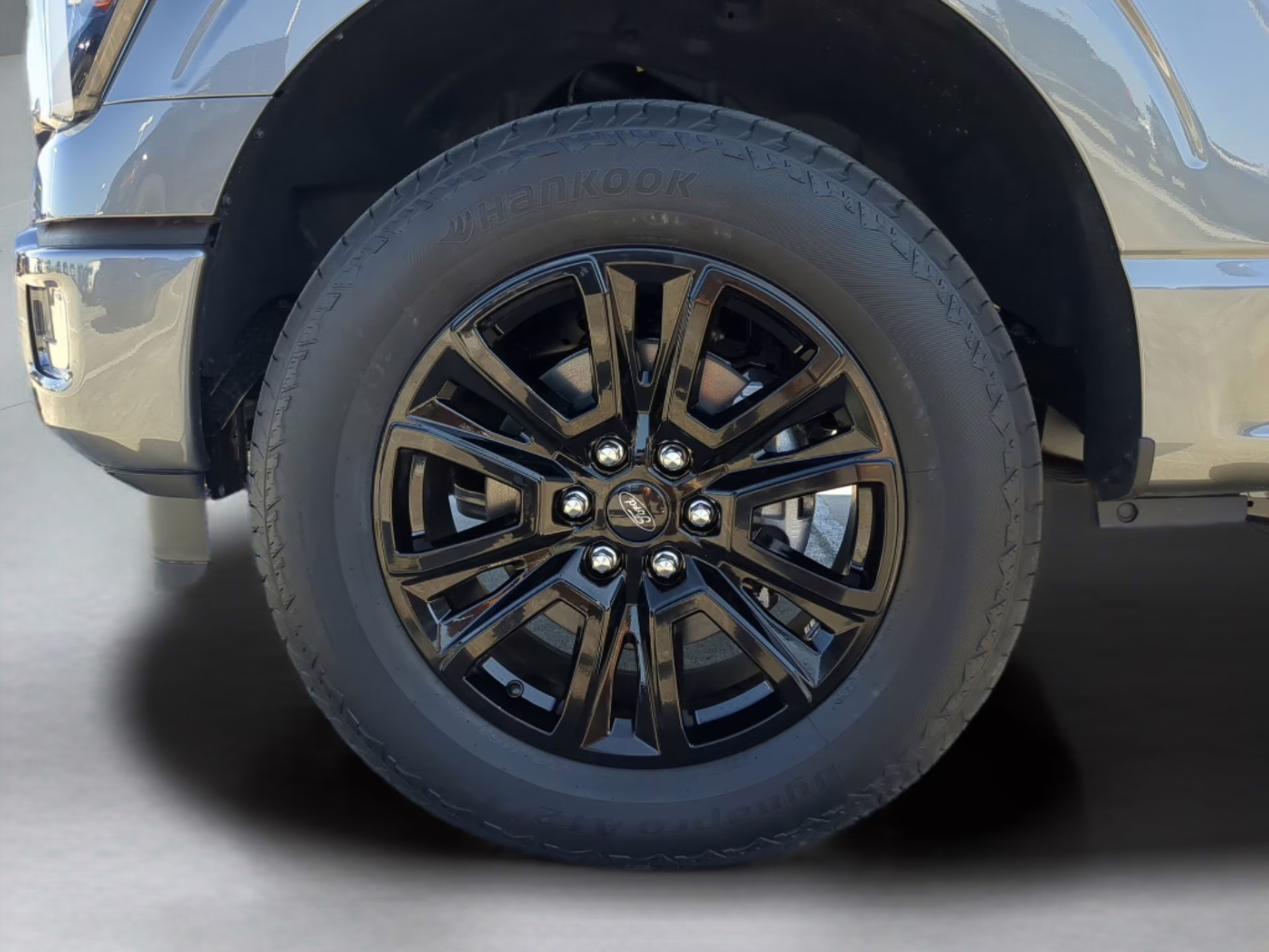2026 Carbonized Gray Metallic Ford F-150 Platinum Crew Cab Pickup 4X4 Truck