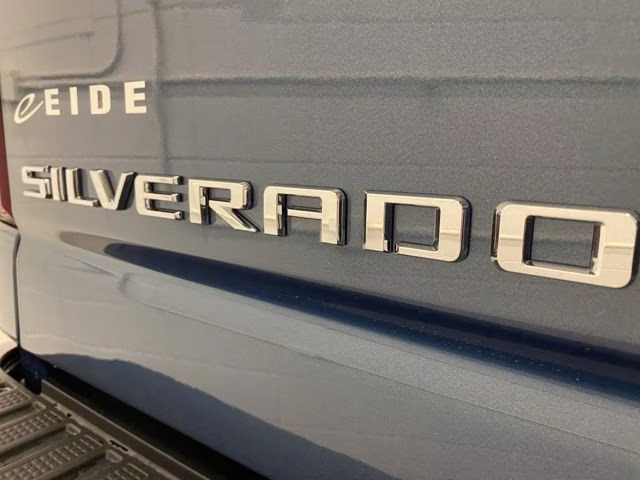 2026 Lakeshore Blue Chevrolet Silverado 2500HD LT 4X4 Truck