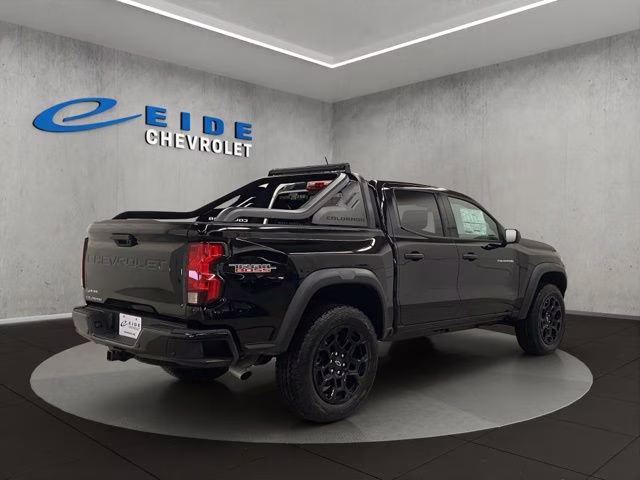 2026 Black Chevrolet Colorado Trail Boss 4X4 Truck