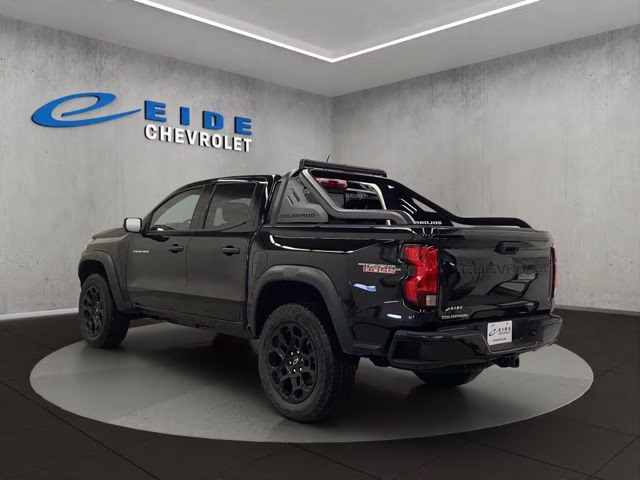 2026 Black Chevrolet Colorado Trail Boss 4X4 Truck