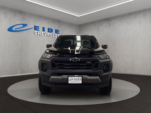 2026 Black Chevrolet Colorado Trail Boss 4X4 Truck