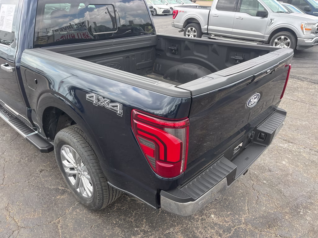 2024 Antimatter Blue Metallic Ford F-150 LARIAT 4X4 Truck