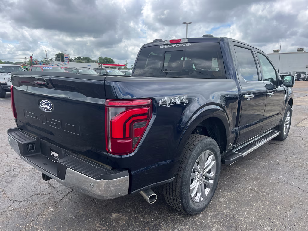 2024 Antimatter Blue Metallic Ford F-150 LARIAT 4X4 Truck