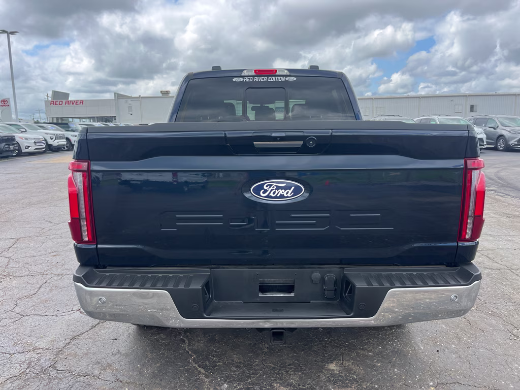 2024 Antimatter Blue Metallic Ford F-150 LARIAT 4X4 Truck