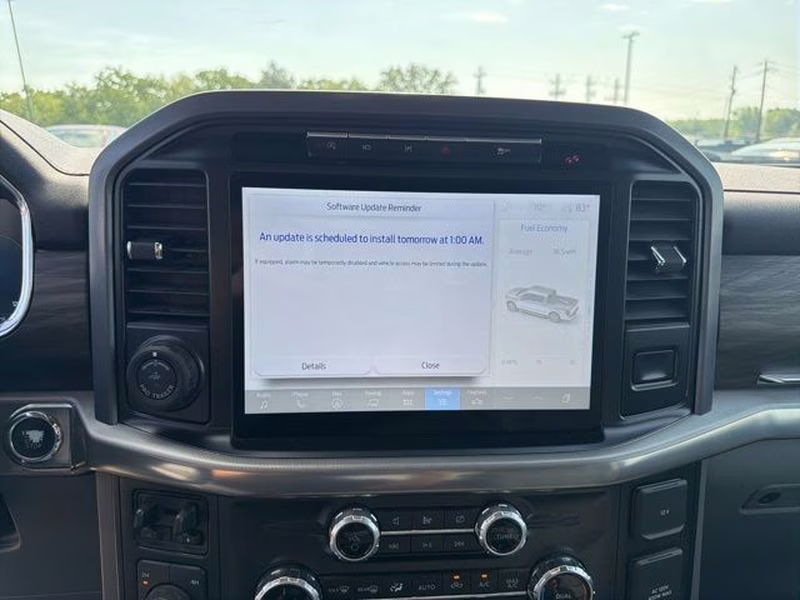 2024 Antimatter Blue Metallic Ford F-150 LARIAT 4X4 Truck