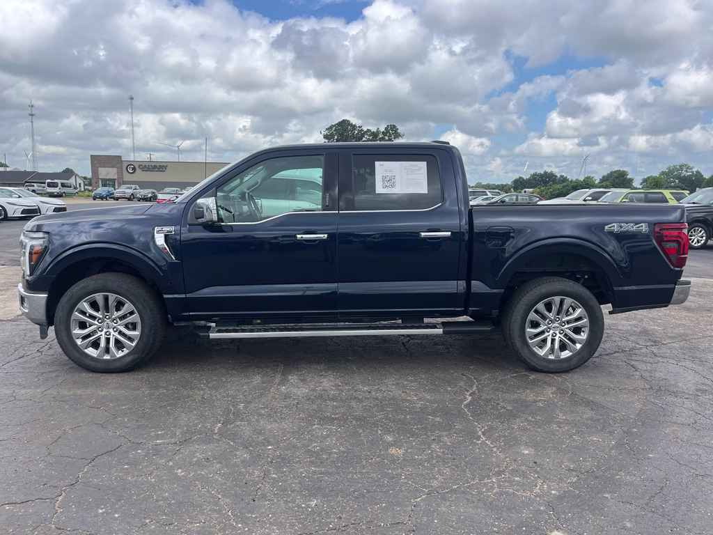 2024 Antimatter Blue Metallic Ford F-150 LARIAT 4X4 Truck