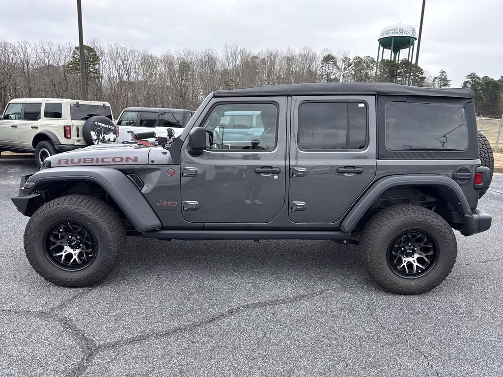 2022 Granite Crystal Metallic Clearcoat Jeep Wrangler Unlimited Rubicon 4X4 SUV