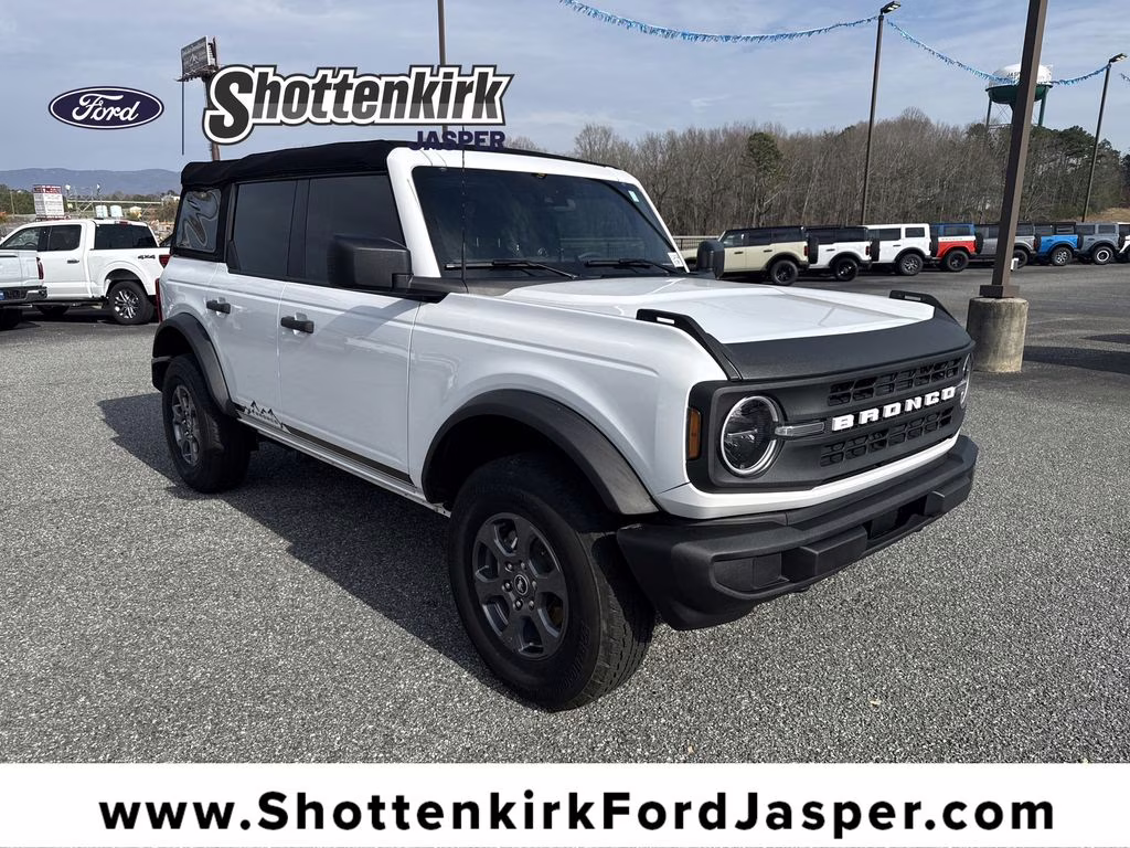 2025 Oxford White Ford Bronco Big Bend 4X4 SUV