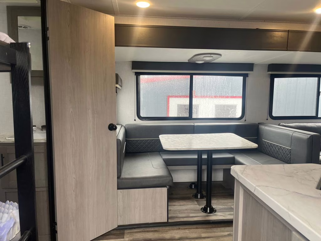 2023 Keystone Coleman 2755BH