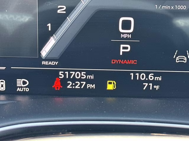 2023 White Audi SQ7 Premium Plus AWD SUV