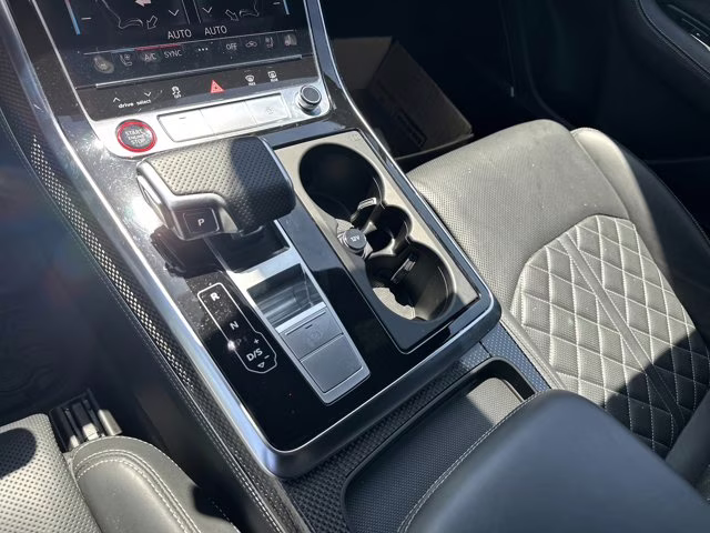 2023 White Audi SQ7 Premium Plus AWD SUV