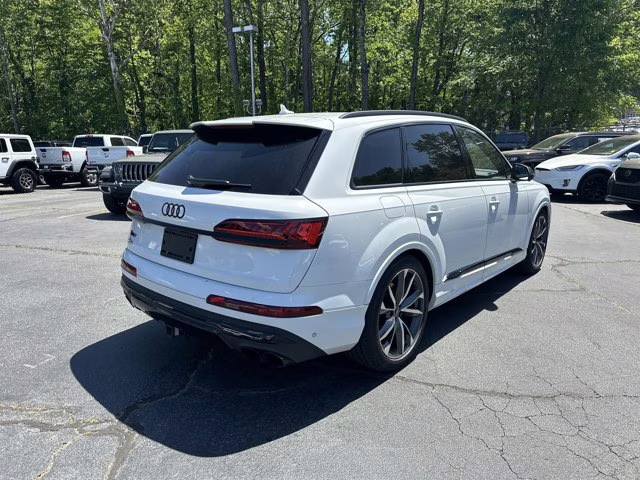 2023 White Audi SQ7 Premium Plus AWD SUV