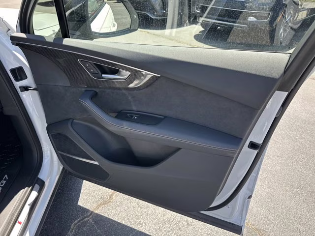 2023 White Audi SQ7 Premium Plus AWD SUV