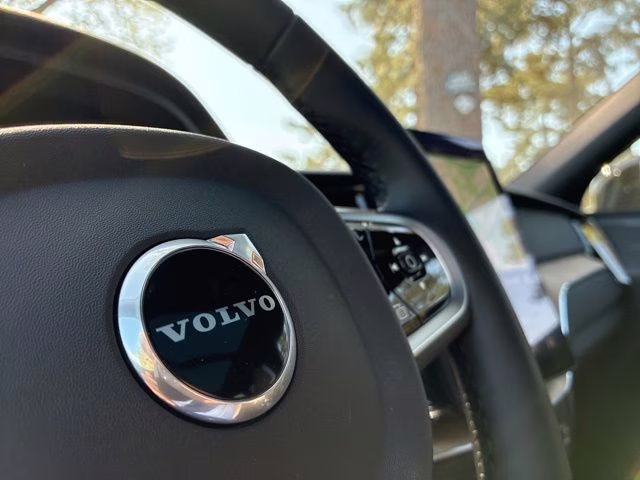 2026 Bright Dusk Volvo XC60 B5 Plus AWD SUV