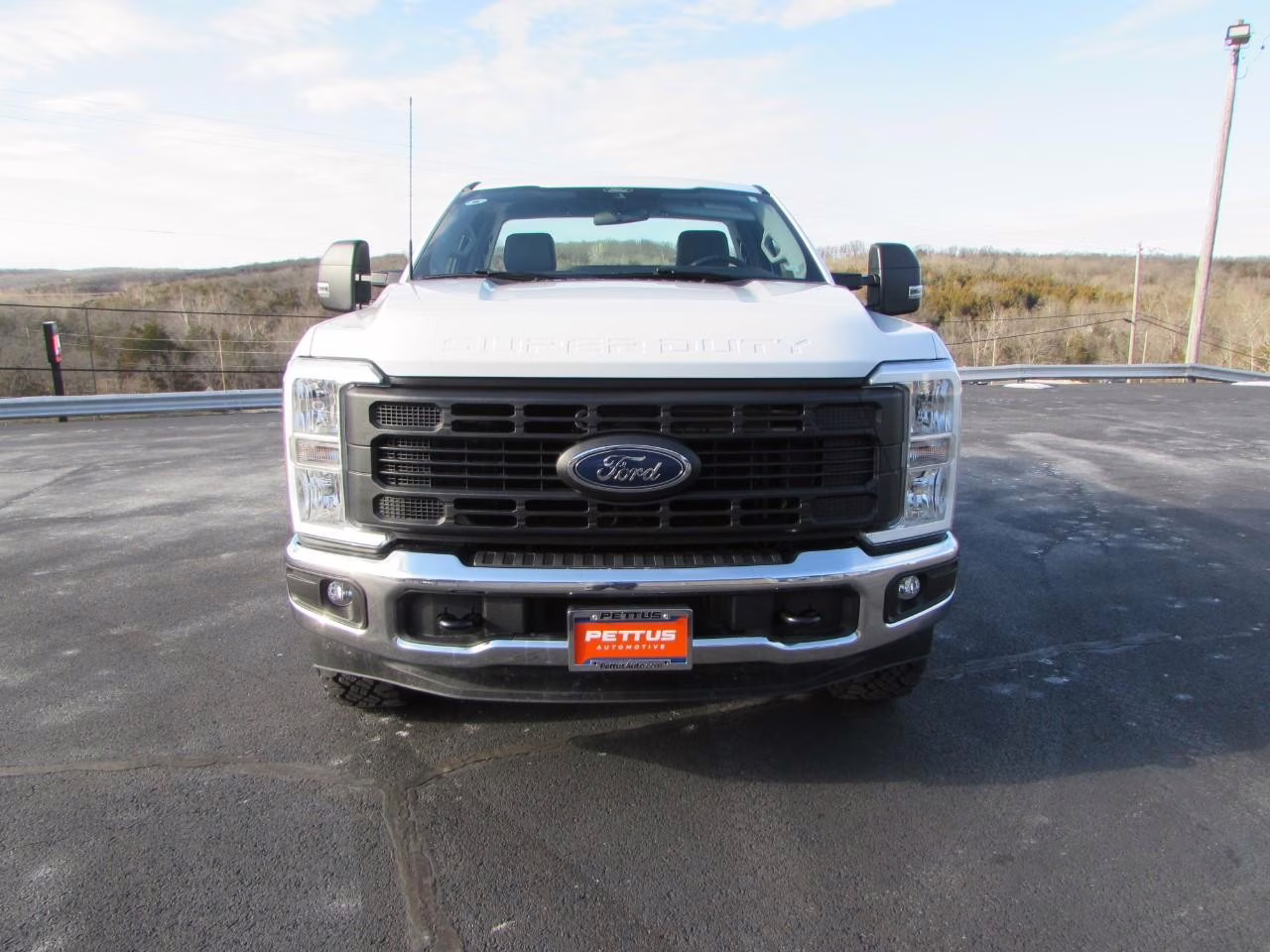2025 Oxford White Ford Super Duty F-250 SRW XL 4X4 Truck
