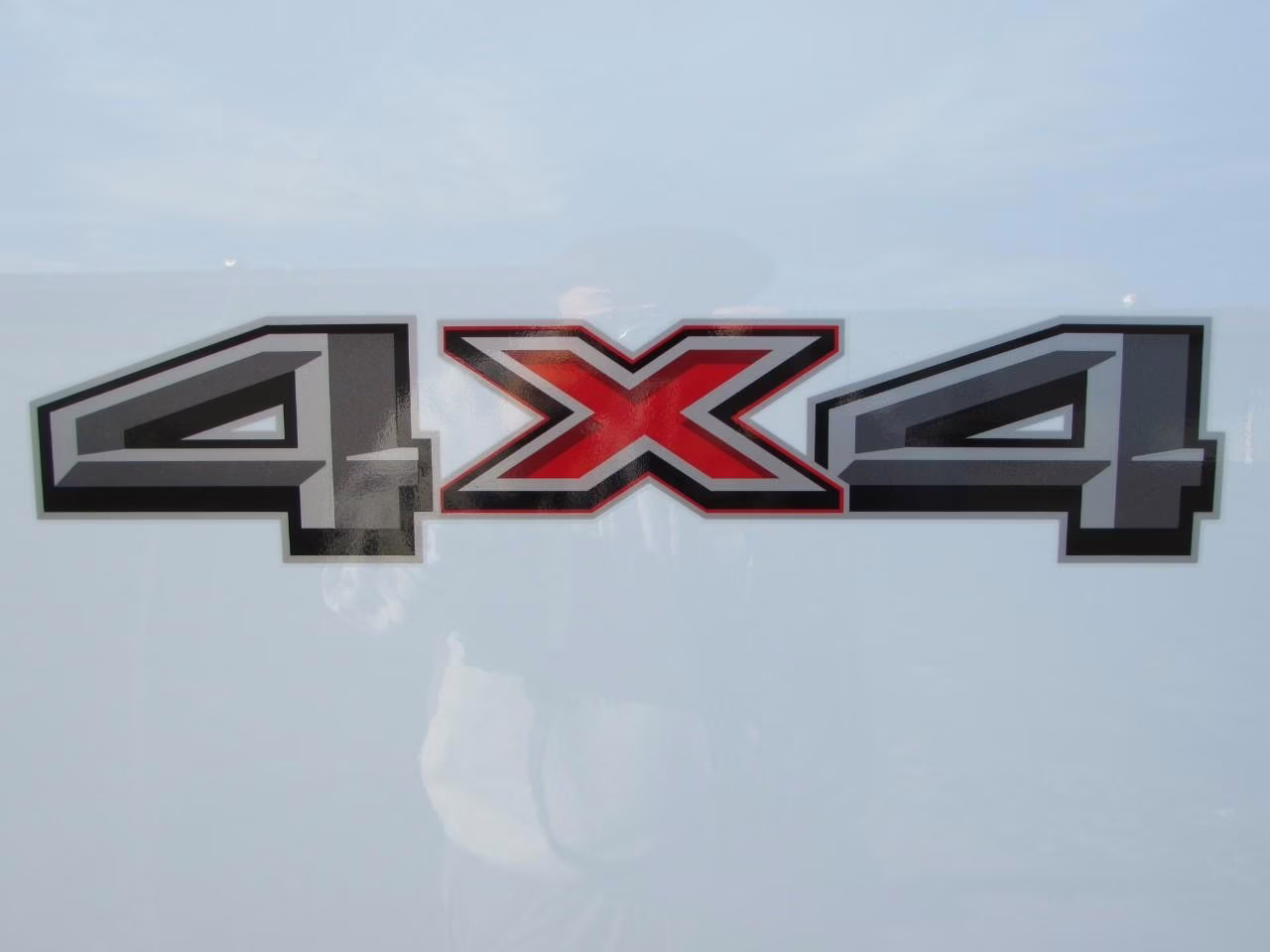 2025 Oxford White Ford Super Duty F-250 SRW XL 4X4 Truck