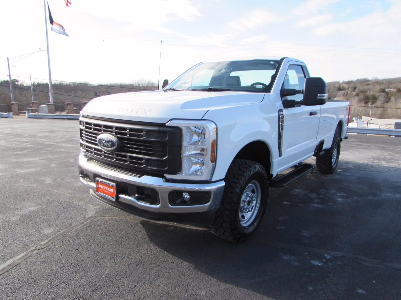 2025 Oxford White Ford Super Duty F-250 SRW XL 4X4 Truck