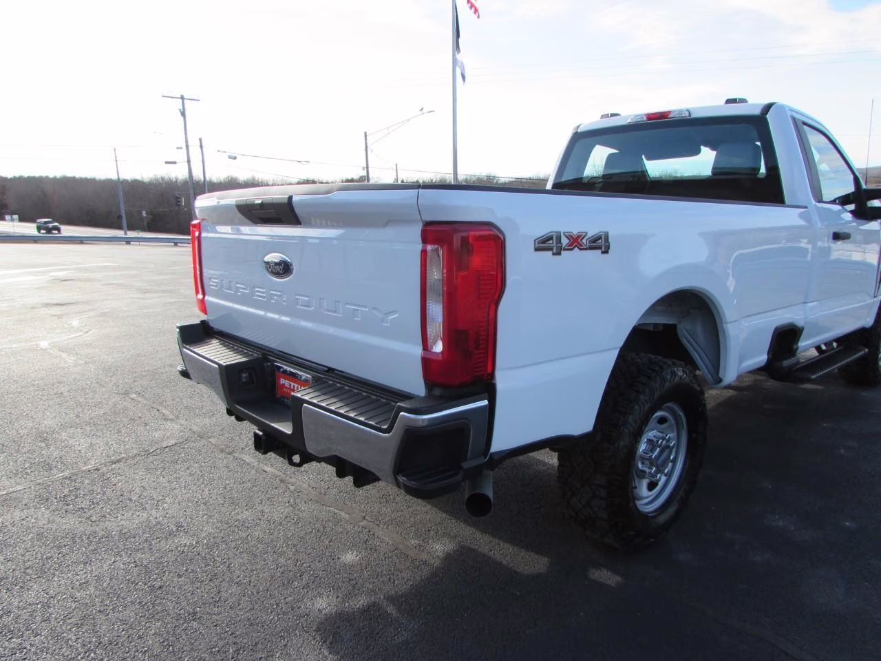 2025 Oxford White Ford Super Duty F-250 SRW XL 4X4 Truck