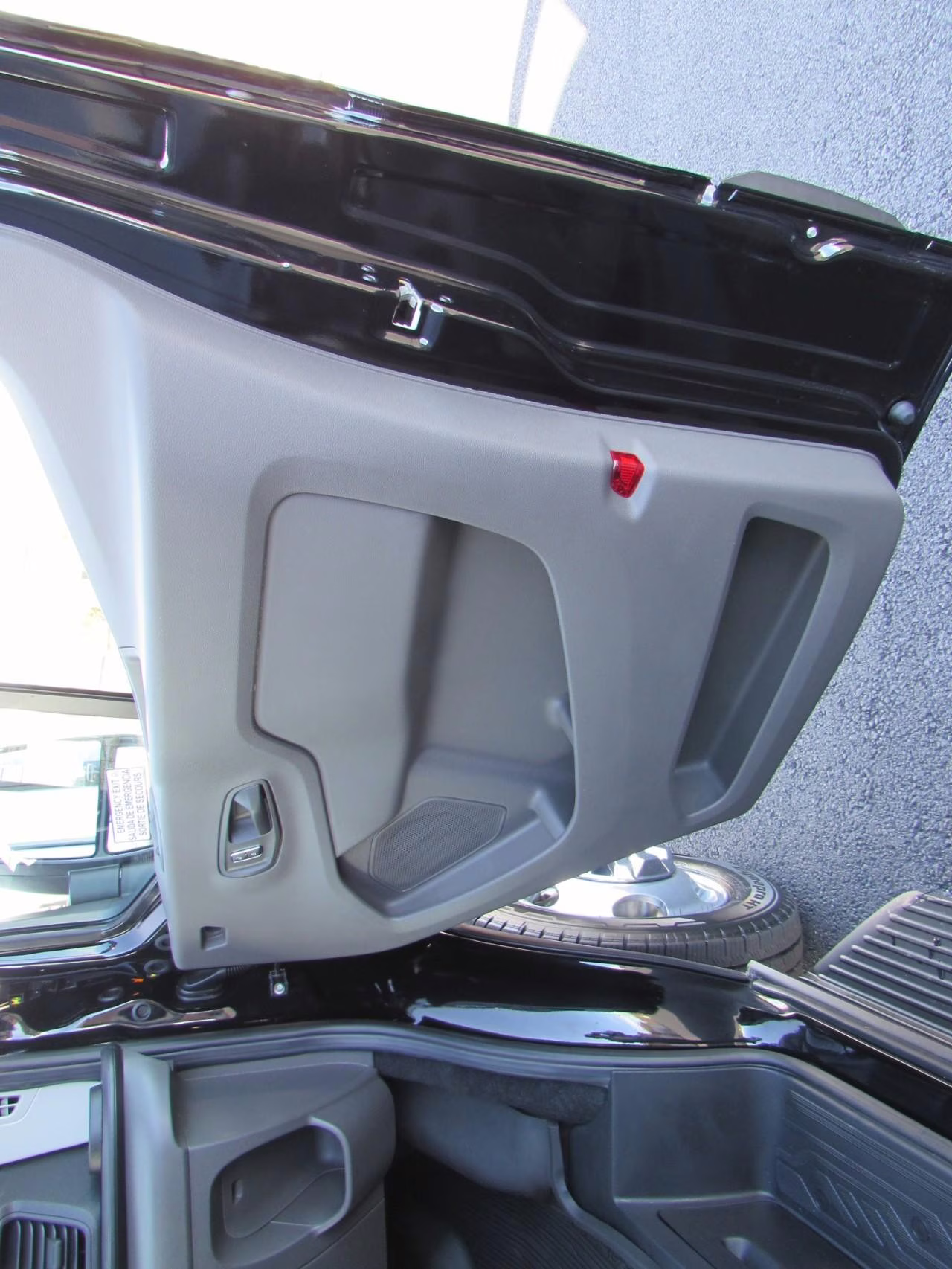 2026 Agate Black Metallic Ford Transit-350 XLT AWD Van