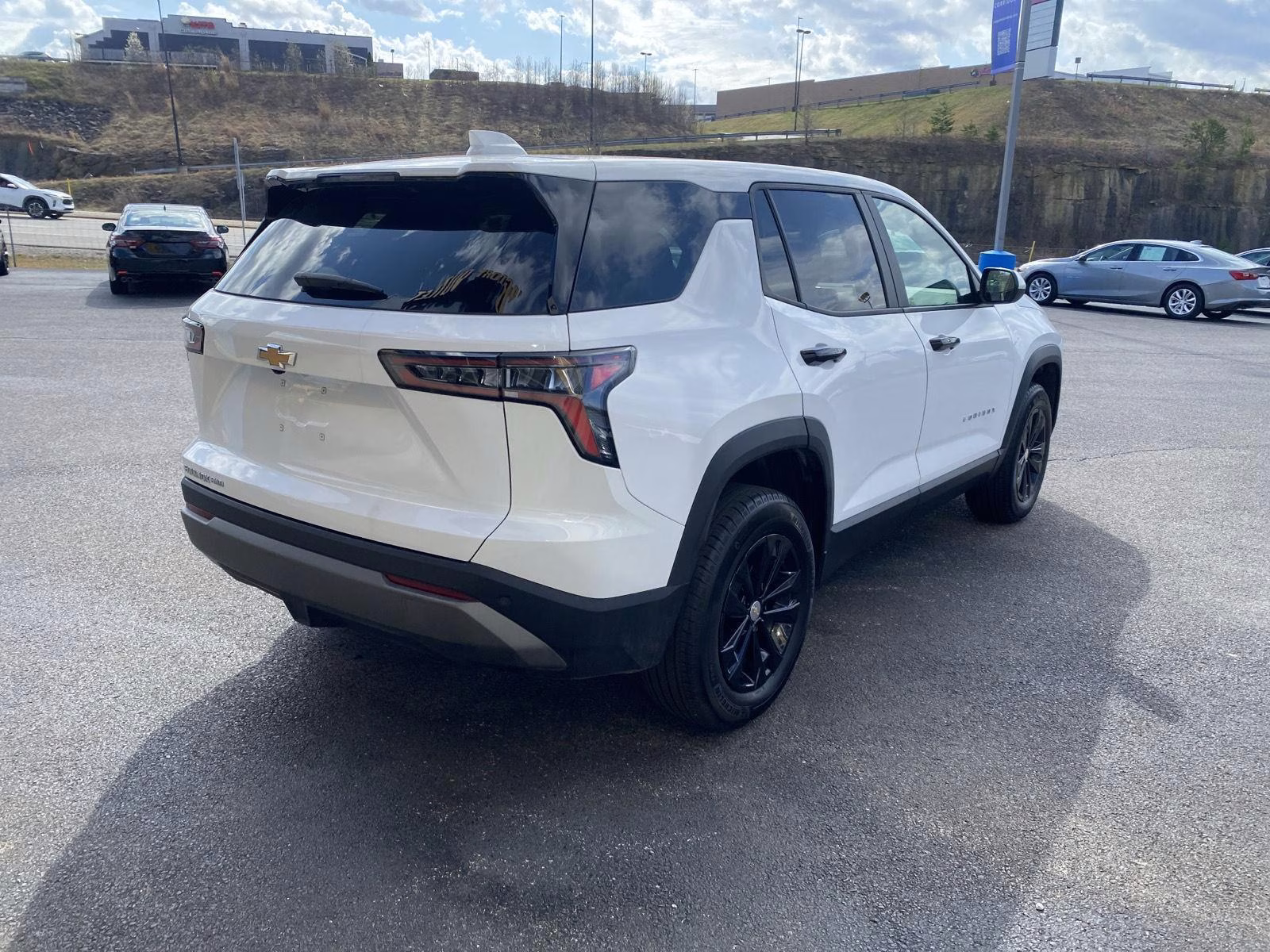 2025 Sterling Gray Metallic Chevrolet Equinox AWD LT AWD SUV